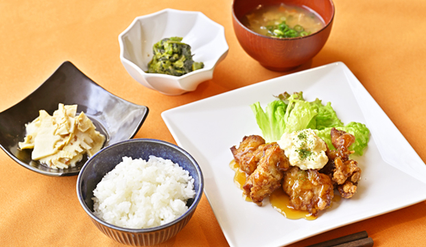 昼食